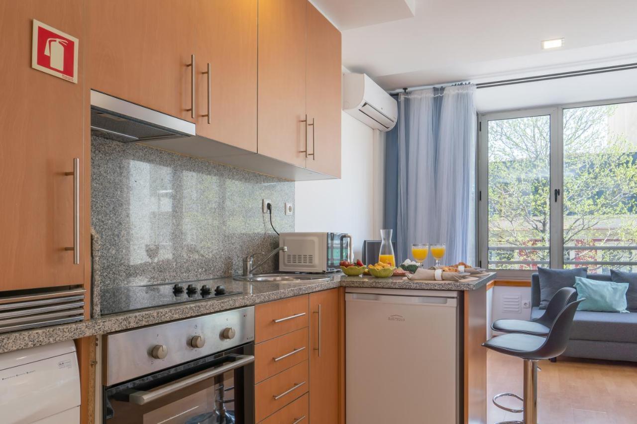 Appartamento Host Wise - Bright Quiet Flats - Prime Location OOporto Esterno foto