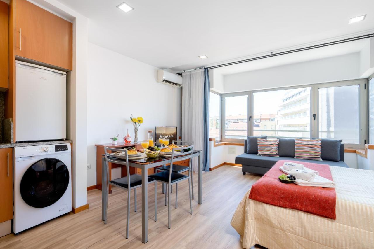 Appartamento Host Wise - Bright Quiet Flats - Prime Location OOporto Esterno foto