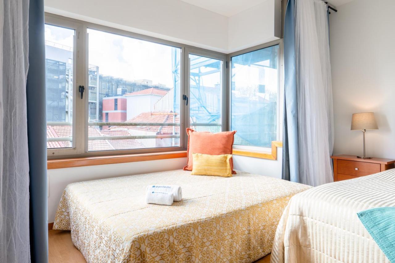 Appartamento Host Wise - Bright Quiet Flats - Prime Location OOporto Esterno foto