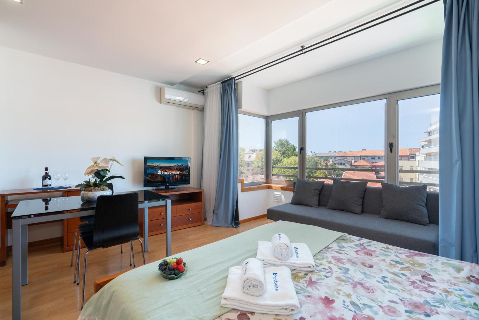 Appartamento Host Wise - Bright Quiet Flats - Prime Location OOporto Esterno foto