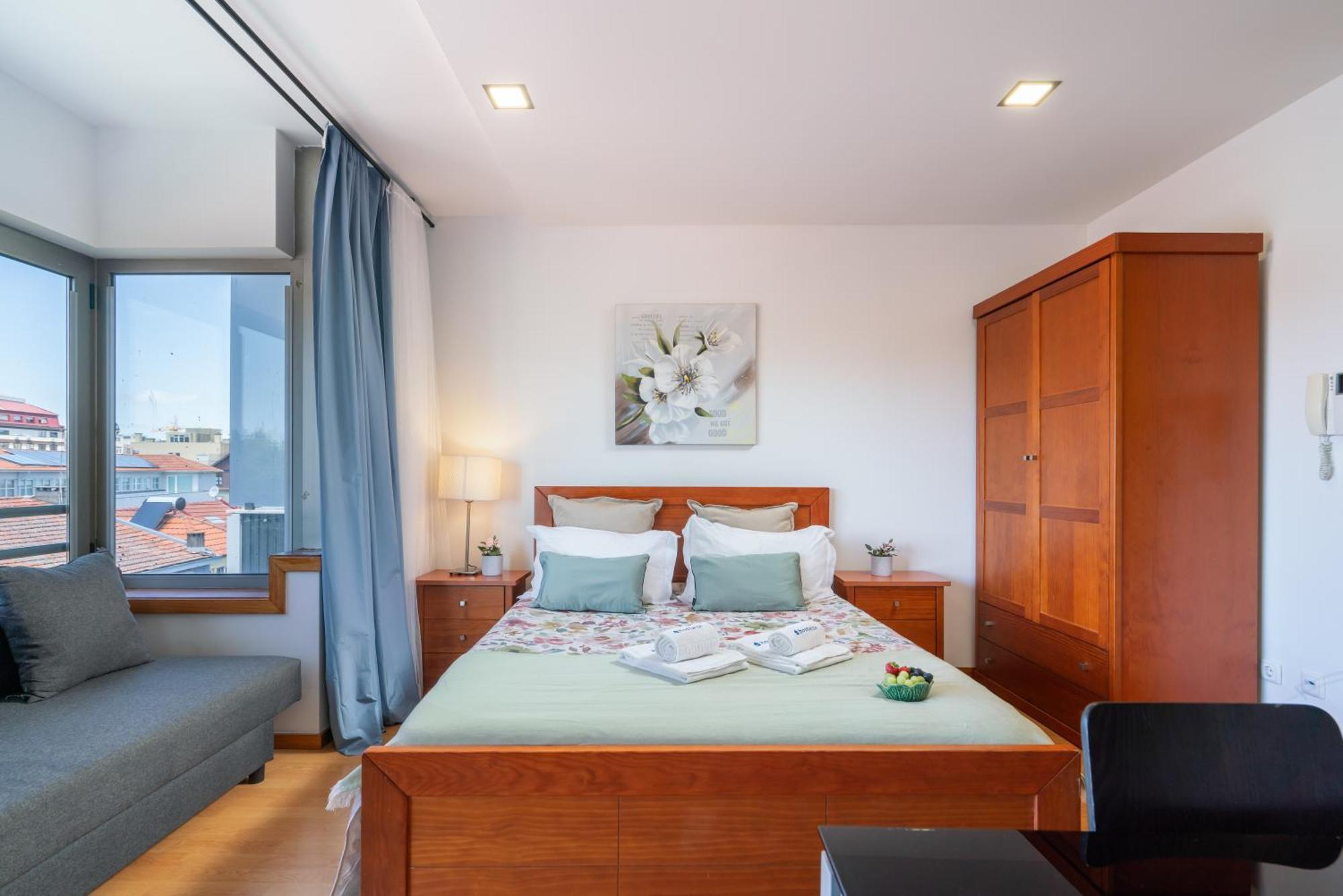 Appartamento Host Wise - Bright Quiet Flats - Prime Location OOporto Esterno foto