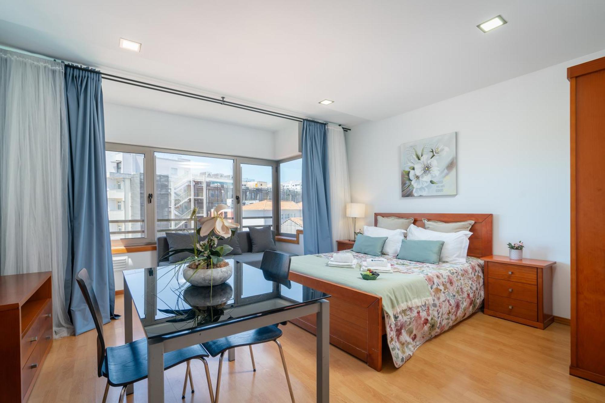 Appartamento Host Wise - Bright Quiet Flats - Prime Location OOporto Esterno foto