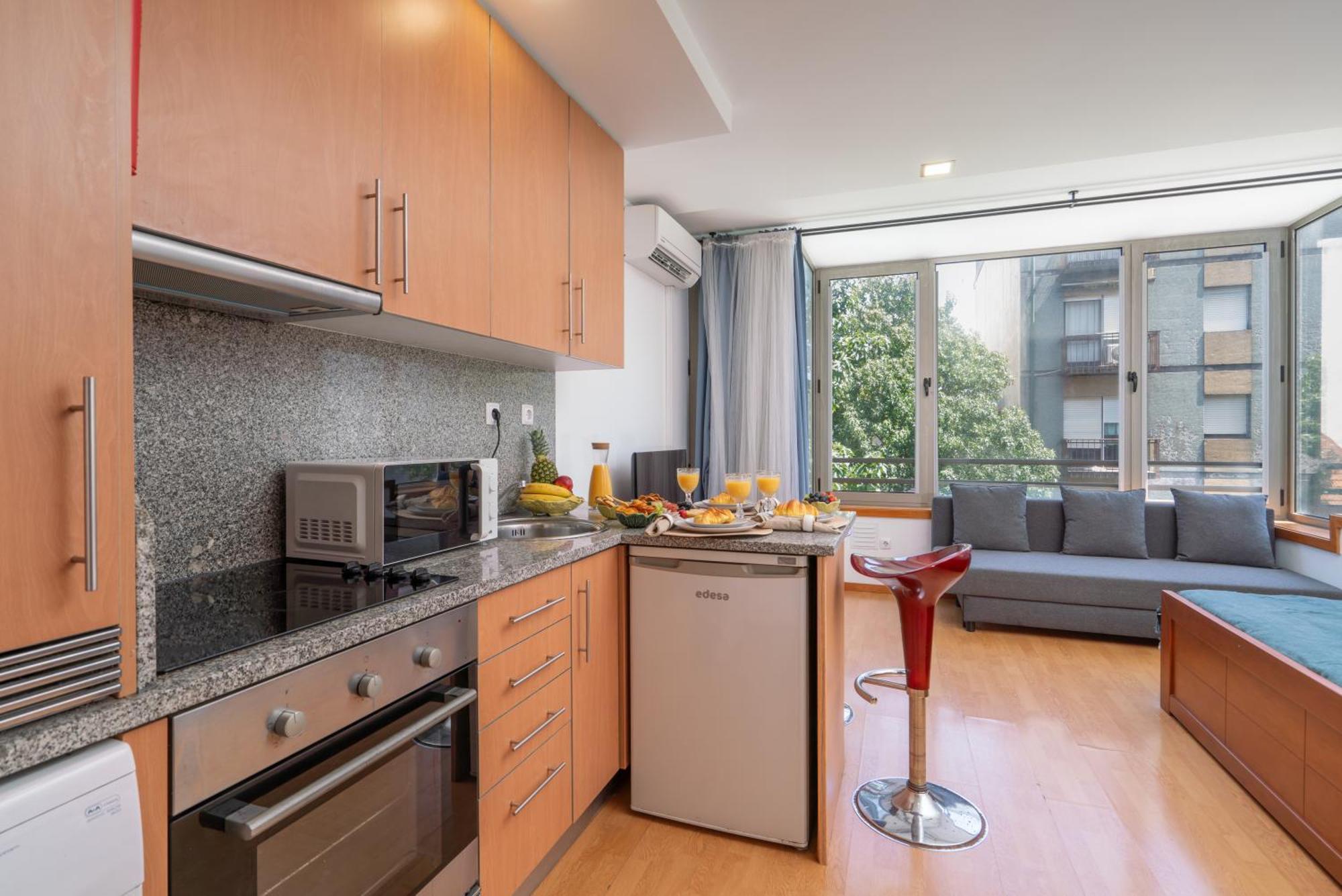 Appartamento Host Wise - Bright Quiet Flats - Prime Location OOporto Esterno foto