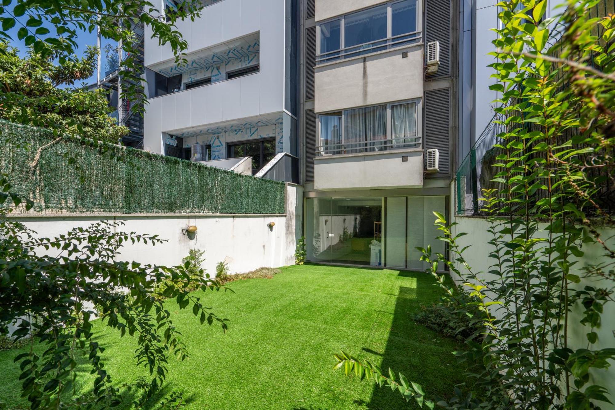 Appartamento Host Wise - Bright Quiet Flats - Prime Location OOporto Esterno foto