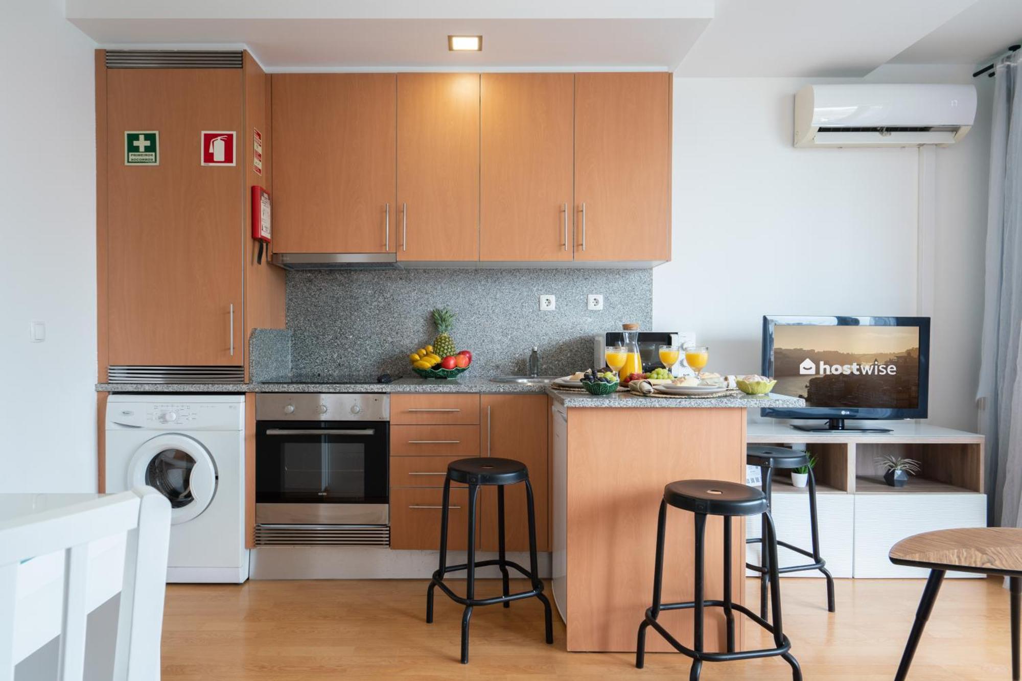 Appartamento Host Wise - Bright Quiet Flats - Prime Location OOporto Esterno foto