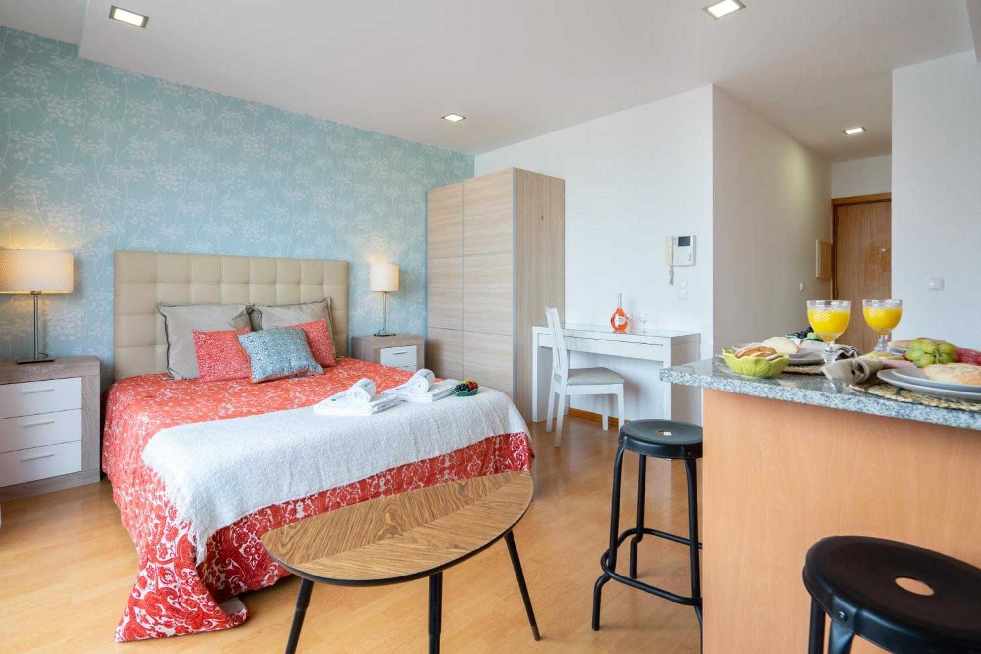 Appartamento Host Wise - Bright Quiet Flats - Prime Location OOporto Esterno foto